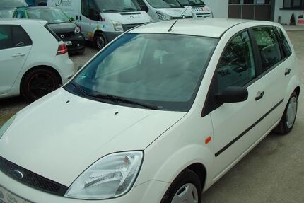 Ford Fiesta 144.000 km 2.950 &euro; Waiblingen (bei Stuttgart) 71332