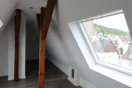Wohnung Stuttgart Luginsland - 2 Zimmer, 51 m&sup2;, 185.000&euro; | Angebot:26732859