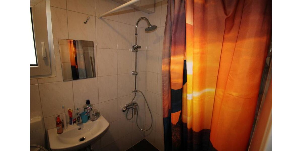 Mehrfamilienhaus, Wohnhaus Stuttgart Stuttgart-Süd - 9 Zimmer, 163 m&sup2;, 575.000&euro; | Angebot:26058984