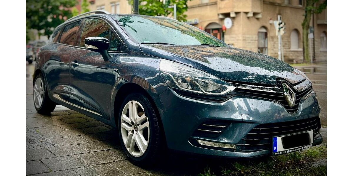 Renault Clio 134.381 km 6.800 &euro; Stuttgart 70469