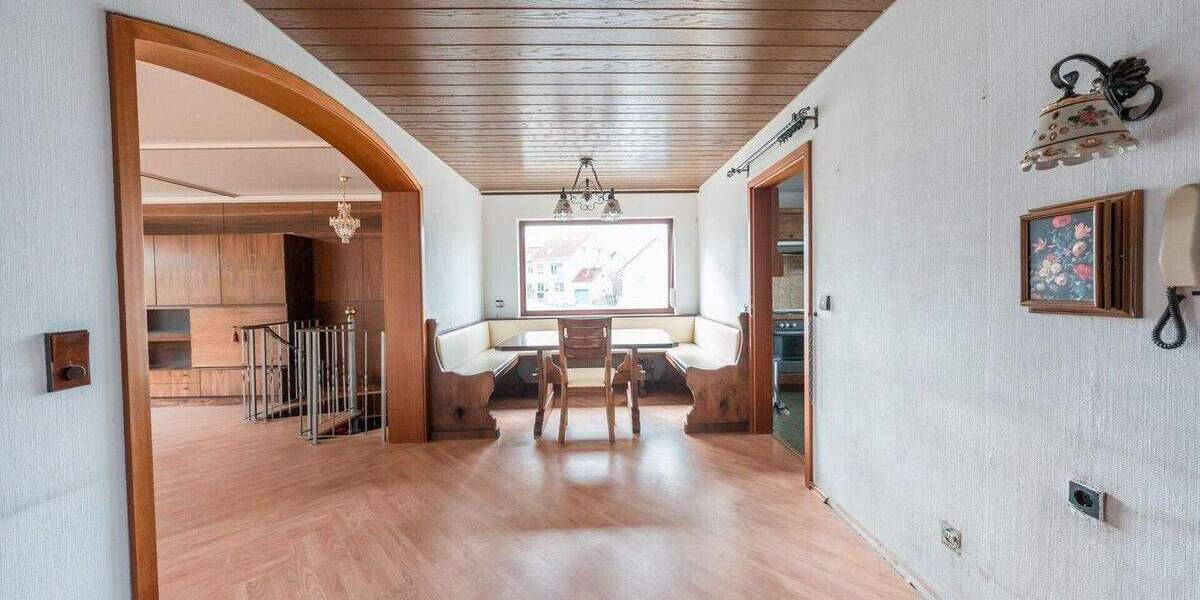 Einfamilienhaus Leutenbach Weiler zum Stein - 7 Zimmer, 181 m&sup2;, 695.000&euro; | Angebot:25744961