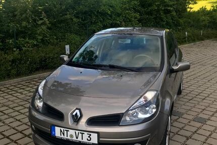 Renault Clio 199.999 km 3.100 &euro; Esslingen am Neckar 73730