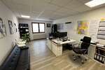Geräumige Büro-Praxiseinheit im Ried-Center zimmer