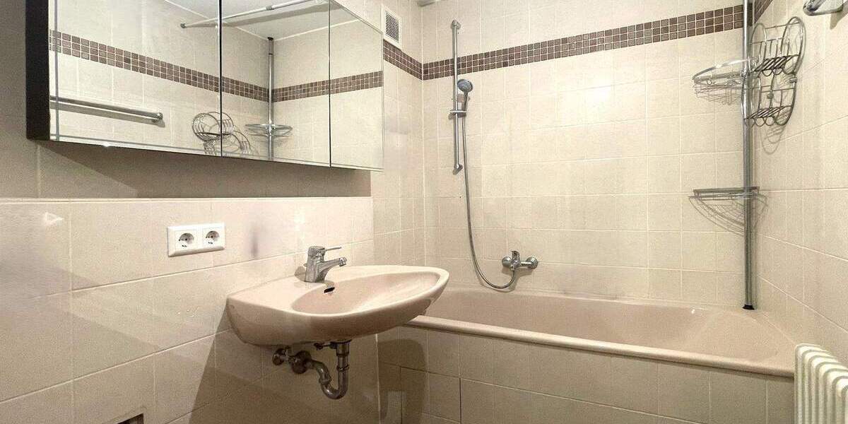 Etagenwohnung Stuttgart Hedelfingen - 2 Zimmer, 64 m&sup2;, 249.000&euro; | Angebot:25703751