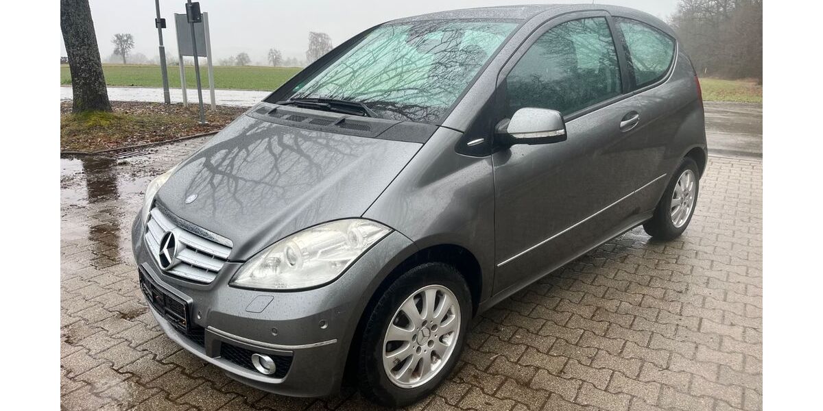 Mercedes-Benz A 180 192.000 km 2.990 &euro; Neuhausen 75242