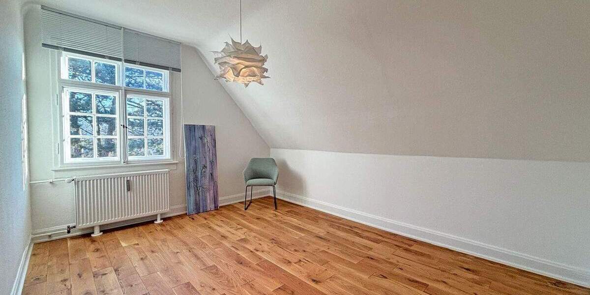 Etagenwohnung Stuttgart Sonnenberg - 4 Zimmer, 108 m&sup2;, 2.150&euro; | Angebot:25215153