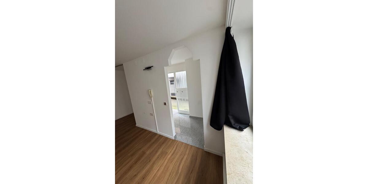 Erdgeschoßwohnung Stuttgart Lehen - 1 Zimmer, 25 m&sup2;, 650&euro; | Angebot:25169014