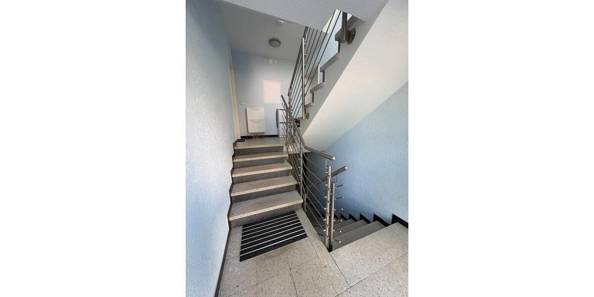 Dachgeschoßwohnung Stuttgart Feuerbach - 2.5 Zimmer, 55 m&sup2;, 184.000&euro; | Angebot:26738735