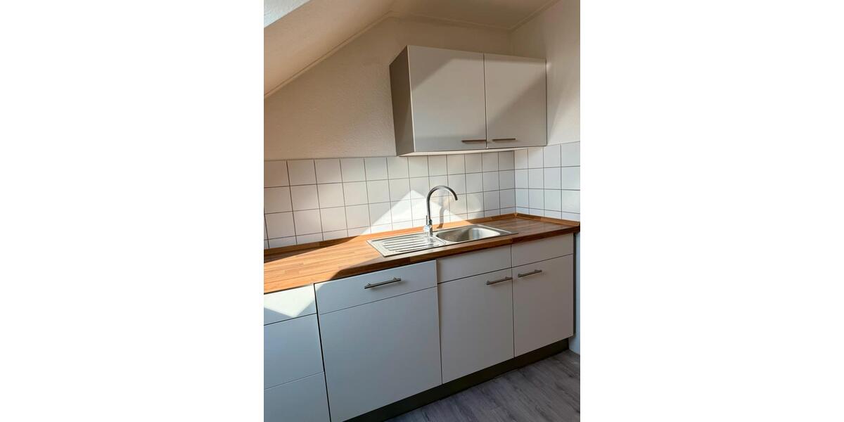 Dachgeschoßwohnung Sindelfingen Darmsheim - 3 Zimmer, 78 m&sup2;, 300.000&euro; | Angebot:26987220