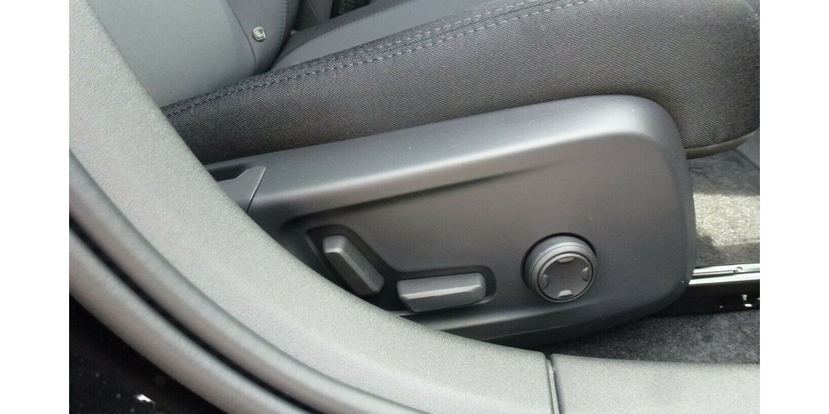 Polestar 2 Long Range Dual Motor 4WD * Pilot * Lite * AHK * 1.660 km 44.900 € Nürtingen 72622