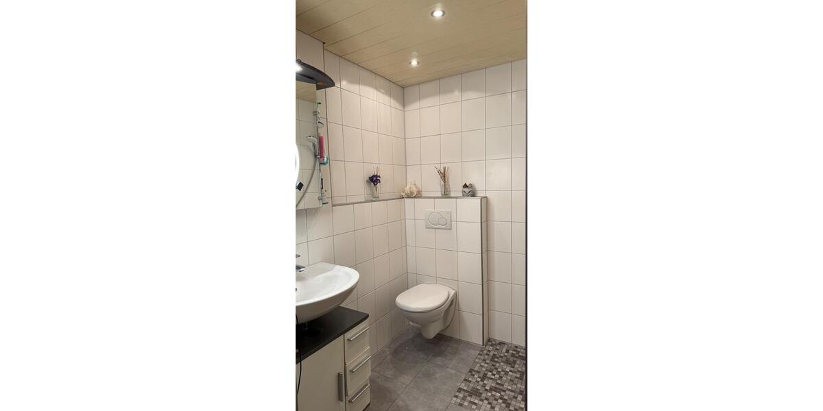 Reihenhaus Nürtingen - 5 Zimmer, 136 m&sup2;, 409.000&euro; | Angebot:26099897