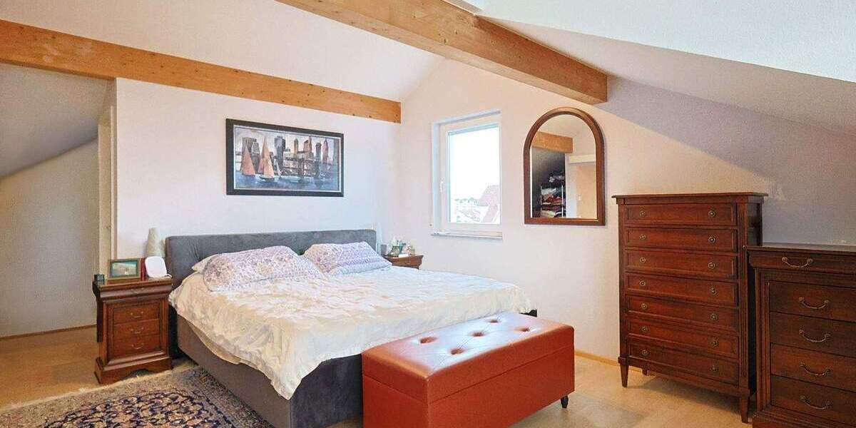 Doppelhaushälfte Böblingen Dagersheim - 5 Zimmer, 143 m&sup2;, 730.000&euro; | Angebot:25425202