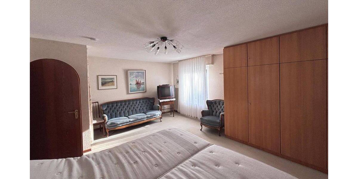 Einfamilienhaus Stuttgart Rohr - 8 Zimmer, 218 m&sup2;, 849.000&euro; | Angebot:26256998