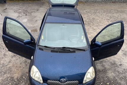 Toyota Yaris 206.678 km 890 &euro; Böblingen 71032