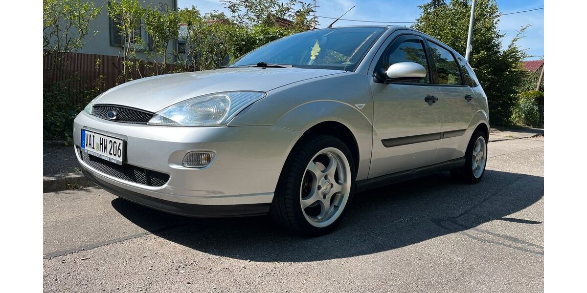 Ford Focus 170.000 km 1.800 &euro; Sersheim 74372