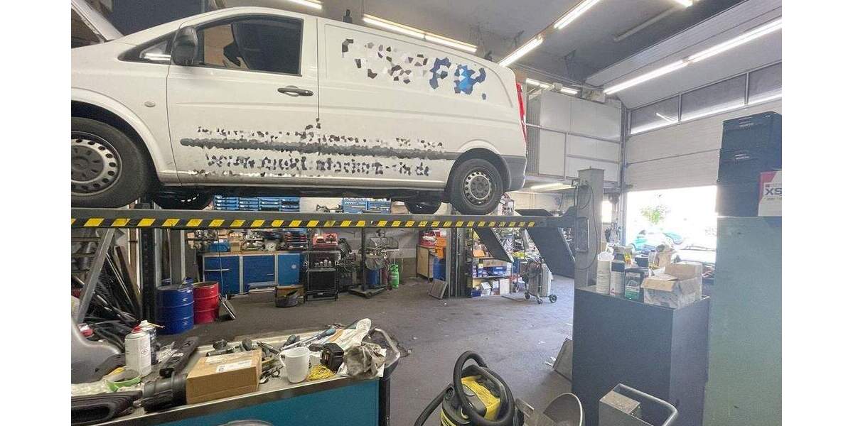 Einfamilienhaus Stuttgart Zuffenhausen - 5 Zimmer, 227 m&sup2;, 999.000&euro; | Angebot:25371190