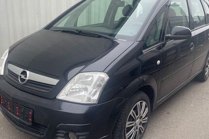 Opel Meriva 177.000 km 1.690 &euro; Böblingen 71034