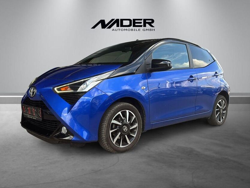Toyota Aygo (X) 58.846 km 12.990 € Weinstadt 71384