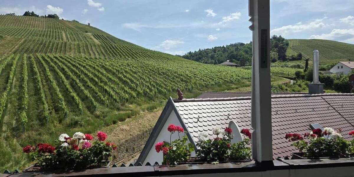 Etagenwohnung Stuttgart Luginsland - 5 Zimmer, 100 m&sup2;, 396.000&euro; | Angebot:26884200