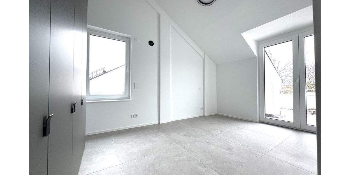 Etagenwohnung Esslingen am Neckar Rüdern - 2 Zimmer, 67 m&sup2;, 479.300&euro; | Angebot:25041157