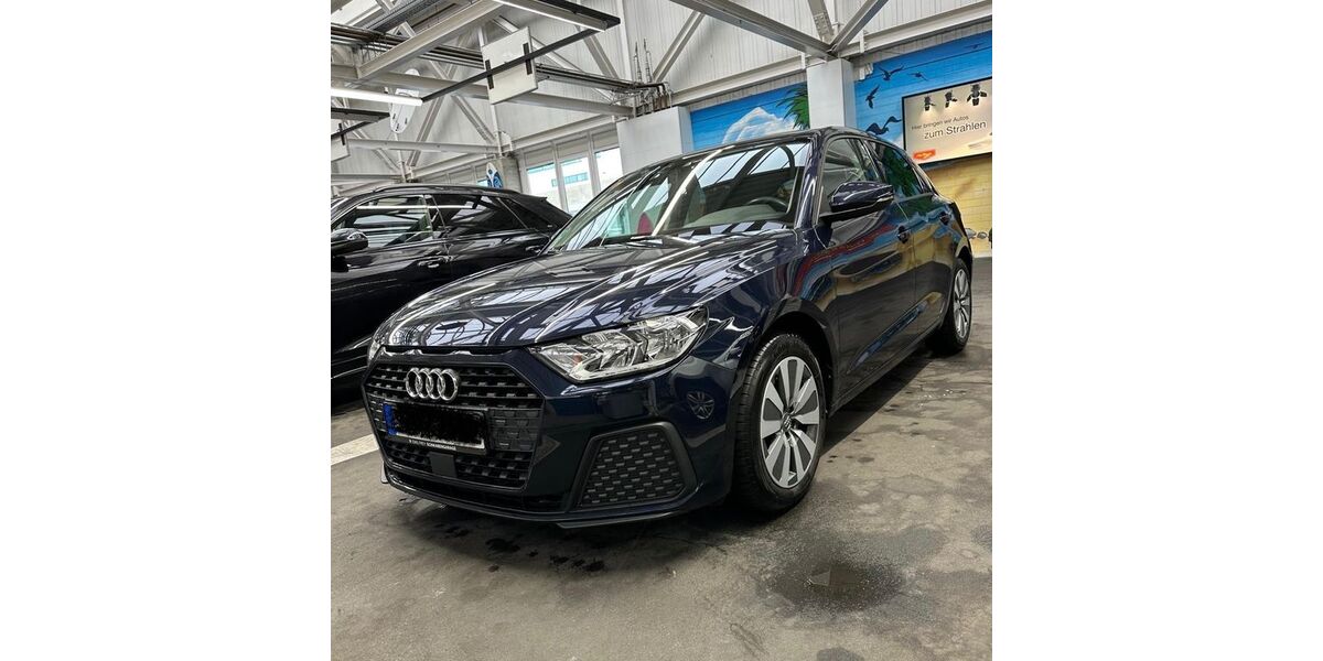 Audi A1 63.000 km 14.900 € Stuttgart 70192