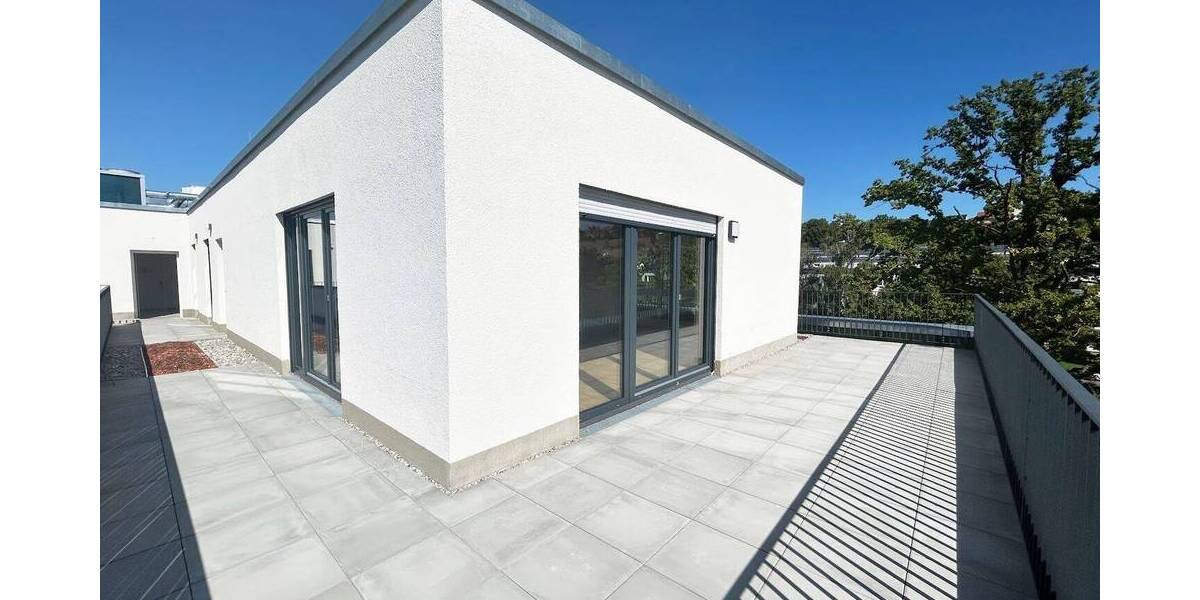 Etagenwohnung Stuttgart Untertürkheim - 3 Zimmer, 118 m&sup2;, 2.190&euro; | Angebot:23533429