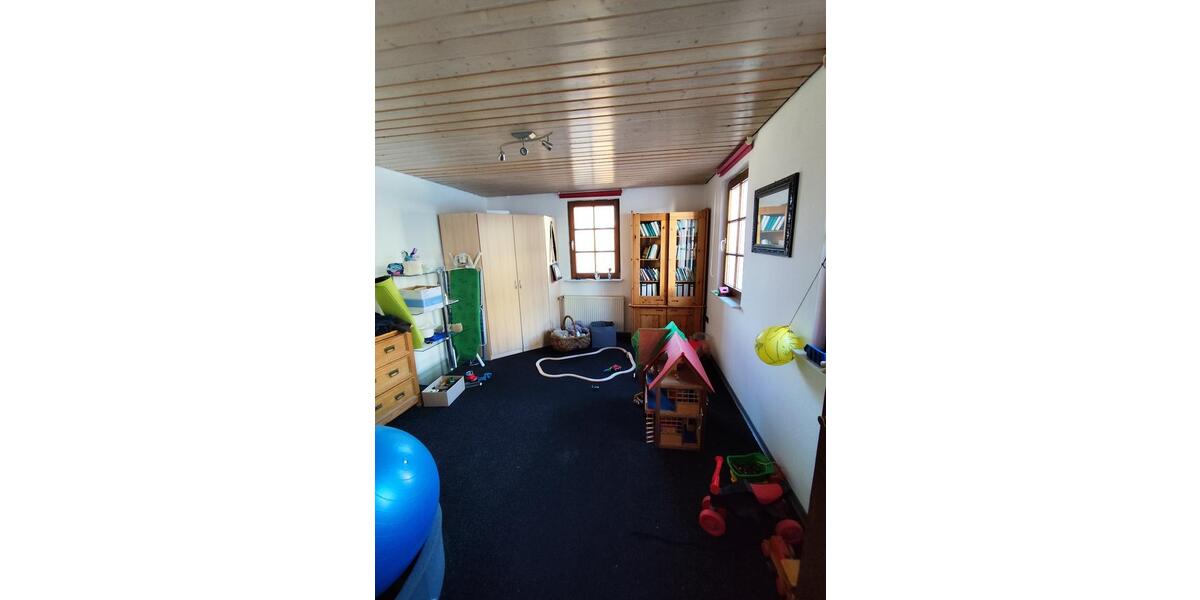Doppelhaushälfte Nürtingen - 7 Zimmer, 192 m&sup2;, 499.000&euro; | Angebot:26766128