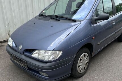 Renault Scenic 94.000 km 1.590 &euro; Böblingen 71034