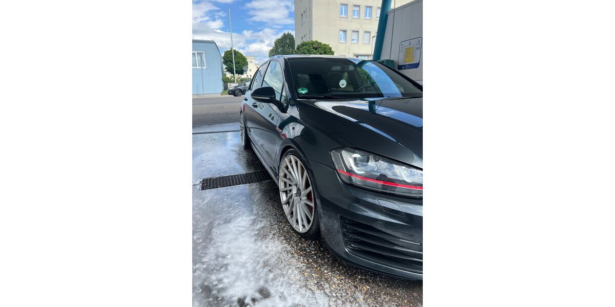 VW Golf 131.000 km 17.000 &euro; Hessigheim 74394