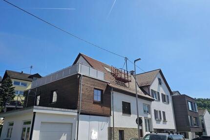 Haus Winnenden - 10 Zimmer, 230 m&sup2;, 735.000&euro; | Angebot:25126399