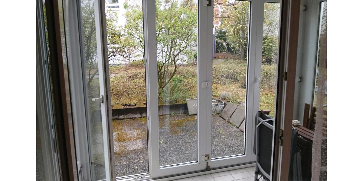 Erdgeschoßwohnung Stuttgart Luginsland - 2.5 Zimmer, 56 m&sup2;, 1.170&euro; | Angebot:26123215