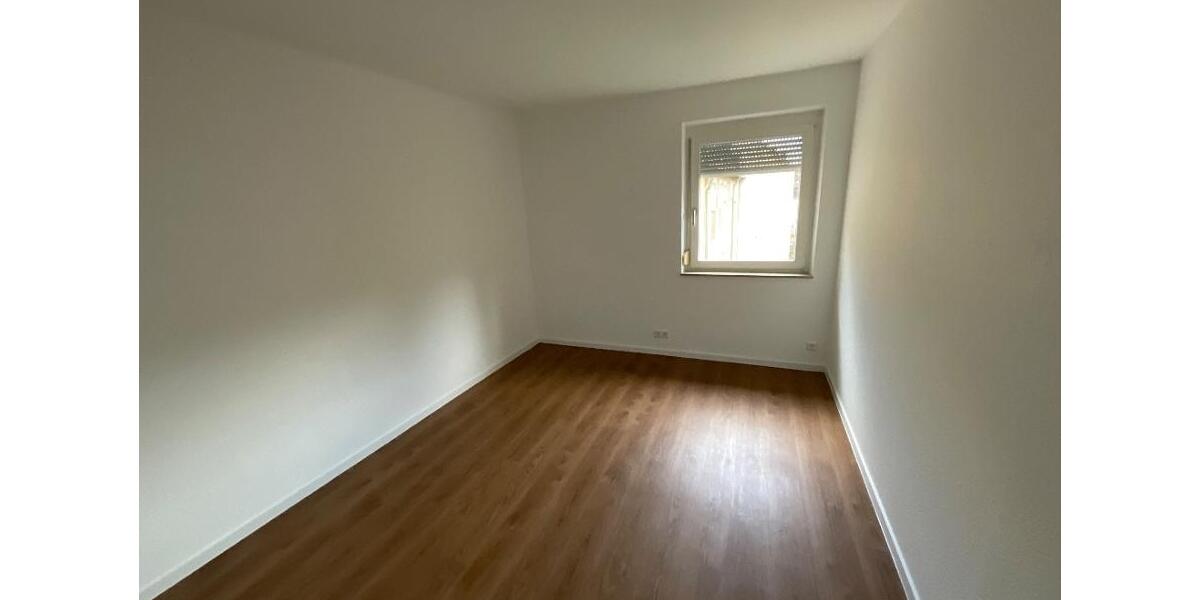 Erdgeschoßwohnung Esslingen am Neckar Brühl - 4 Zimmer, 74 m&sup2;, 835&euro; | Angebot:26193579