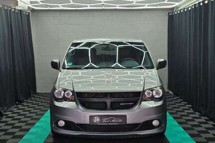 Dodge Grand Caravan 90.500 km 16.497 &euro; Bietigheim-Bissingen 74321