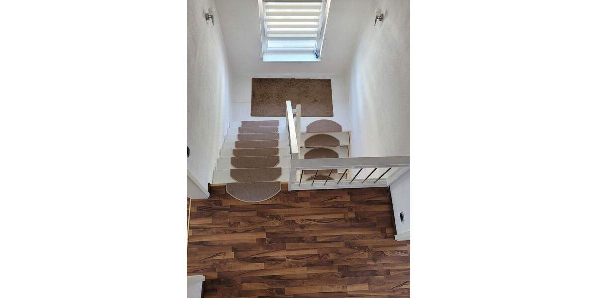 Mehrfamilienhaus, Wohnhaus Ostfildern Scharnhausen - 7 Zimmer, 291 m&sup2;, 990.000&euro; | Angebot:25724178