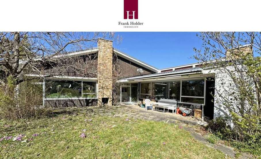 Haus zum Kaufen in Reutlingen 1.100.000 € 290 m²