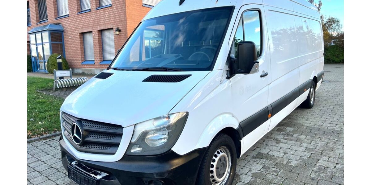 Mercedes-Benz Sprinter 376.000 km 7.970 € Holzgerlingen 71088