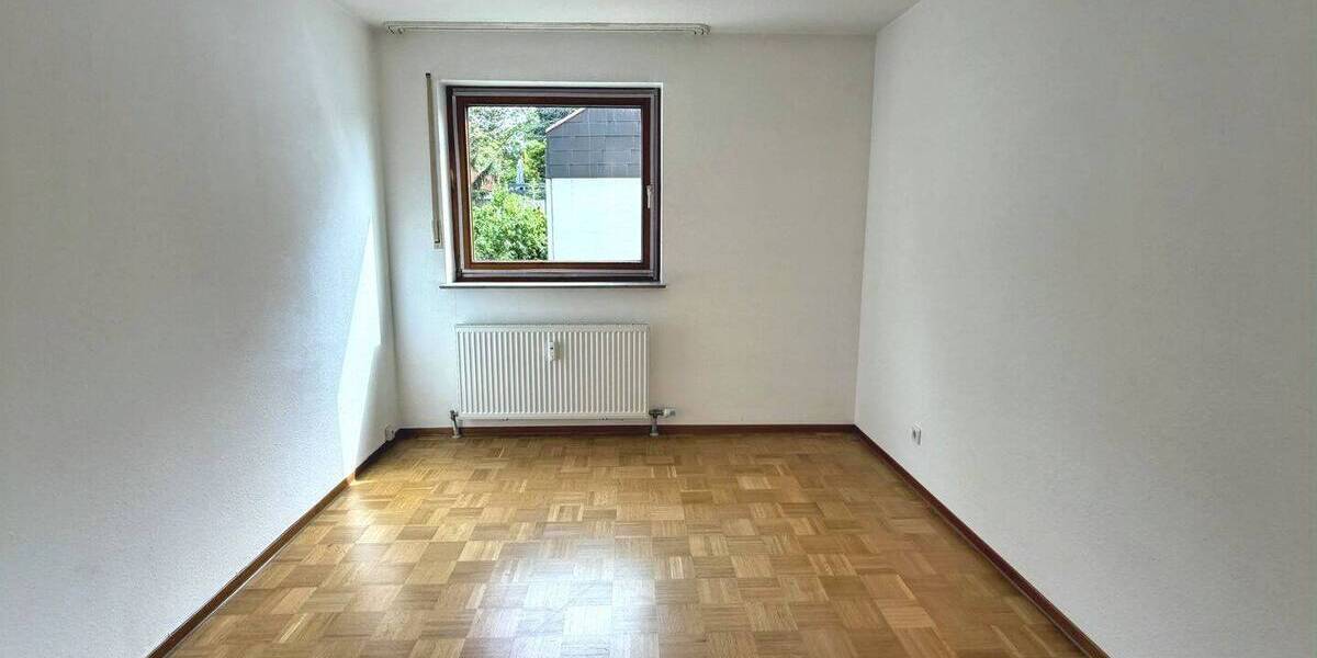Etagenwohnung Leonberg Ramtel - 4 Zimmer, 98 m&sup2;, 357.000&euro; | Angebot:26488750