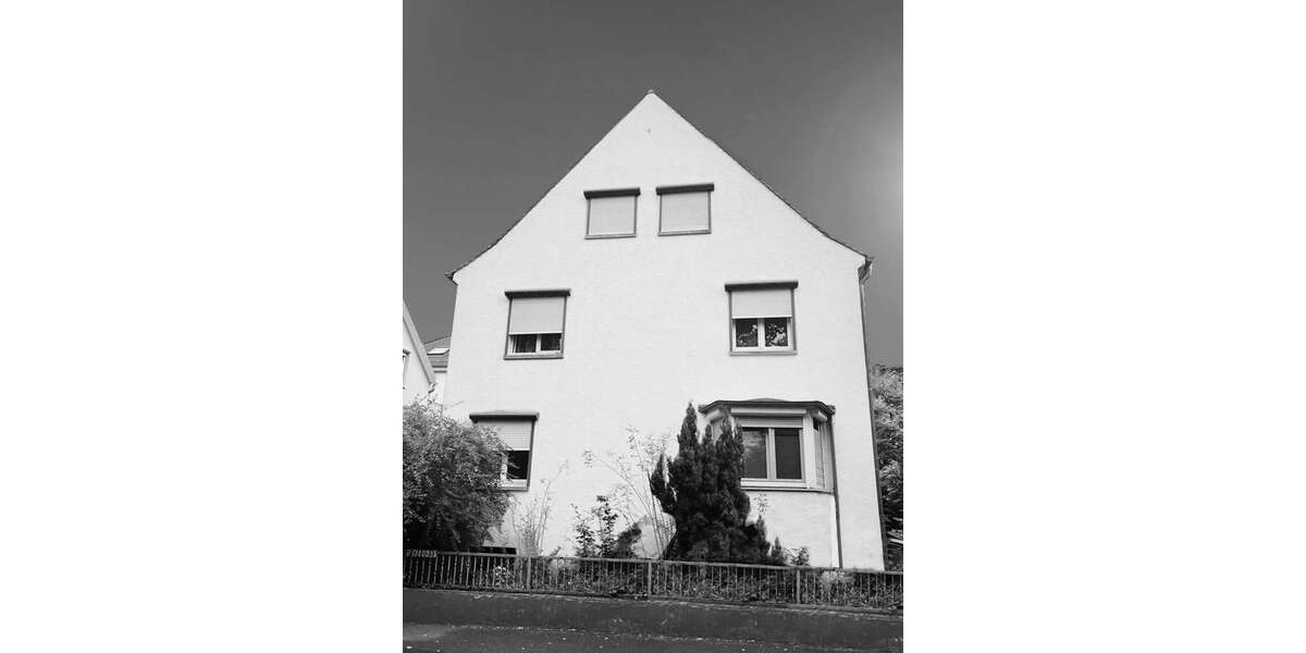 Haus zum Kaufen in Ludwigsburg 695.000 € 190 m² 9 zimmer