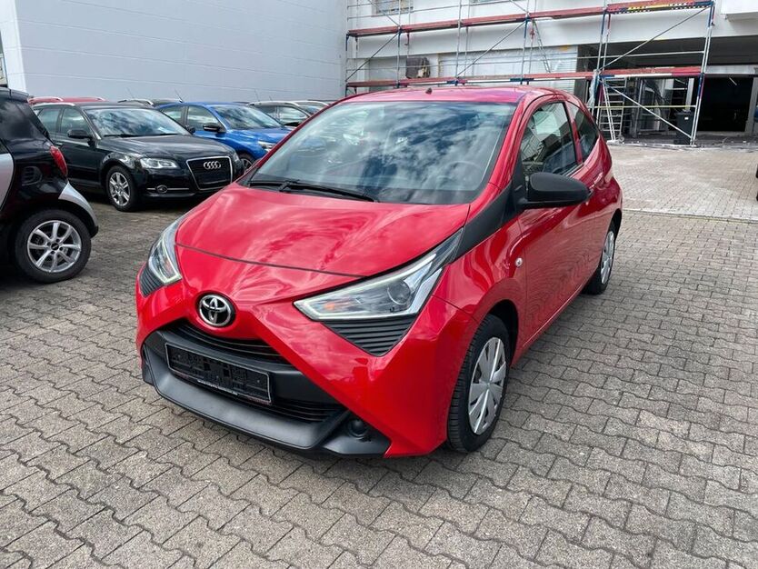 Aygo (X)
