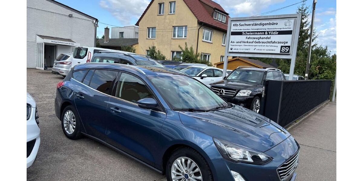 Ford Focus 150.000 km 9.900 &euro; Korntal-Münchingen 70825