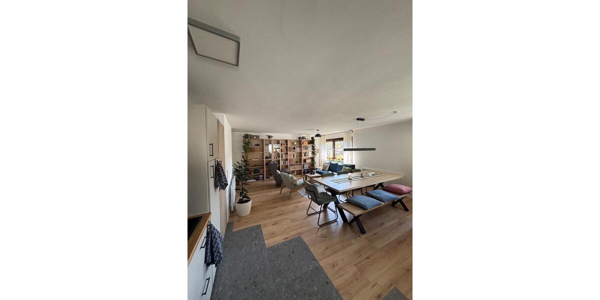 Etagenwohnung Metzingen - 4 Zimmer, 109 m&sup2;, 460.000&euro; | Angebot:26198887