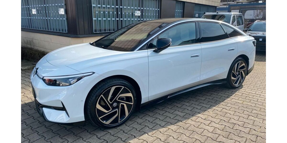 VW ID.7 13.340 km 41.531 € Renningen 71272