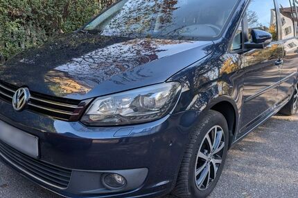 VW Touran 211.703 km 7.300 &euro; Ludwigsburg 71636