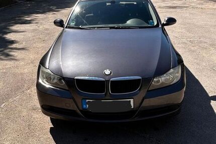 BMW 320 216.000 km 3.799 &euro; Wiernsheim 75446