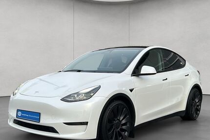 Tesla Model Y 67.566 km 35.890 € Esslingen 73730