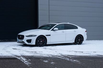 Jaguar XE 86.289 km 21.600 &euro; Stuttgart 70191