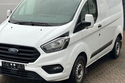 Ford Transit Custom 146.184 km 10.970 € Fellbach 70736