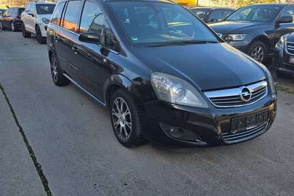 Opel Zafira 225.000 km 2.900 € Stuttgart 70469