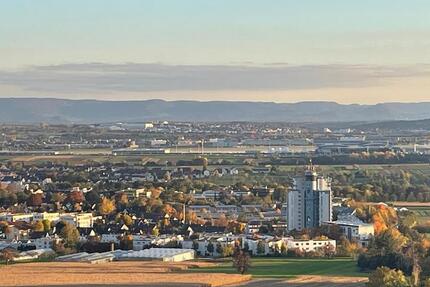 Haus Stuttgart Birkach - 3 Zimmer, 150 m&sup2;, 2.100&euro; | Angebot:25998760