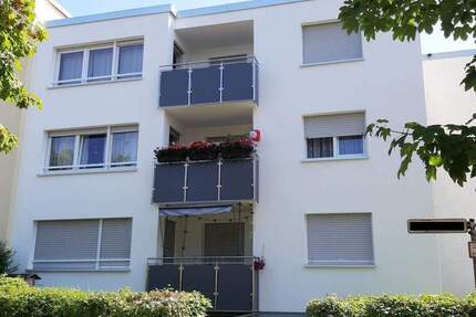 Großzügige 3 Zimmer-Wohnung in energetisch saniertem 3-Familien-Haus! 3 zimmer